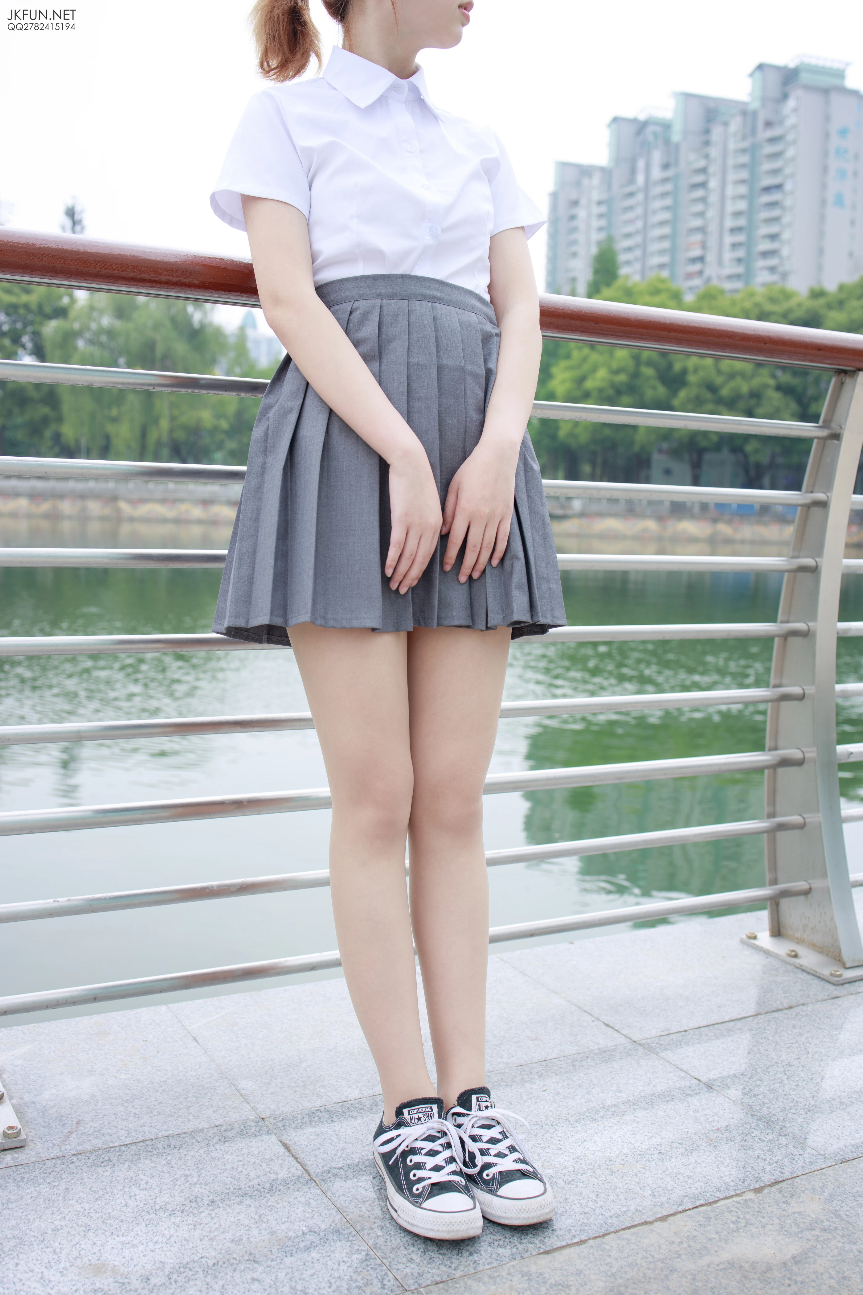 森萝财团 [JKFUN-005] 卉子 10D肉丝 [116P 1V] 2